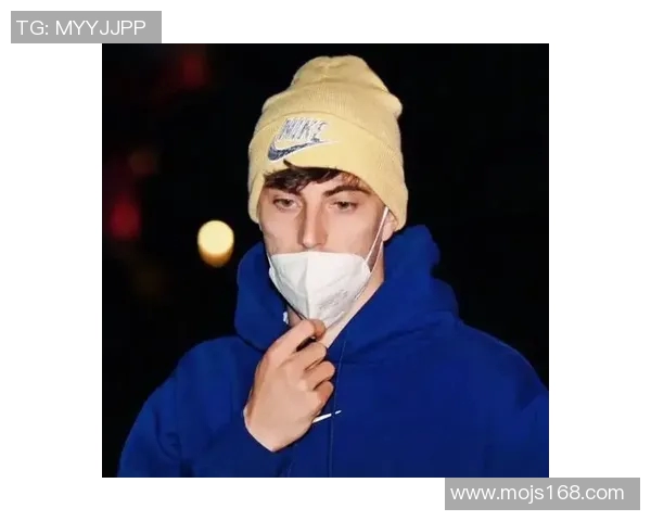 足球明星帅哥头像精选展示让你领略球场魅力与风采的完美结合